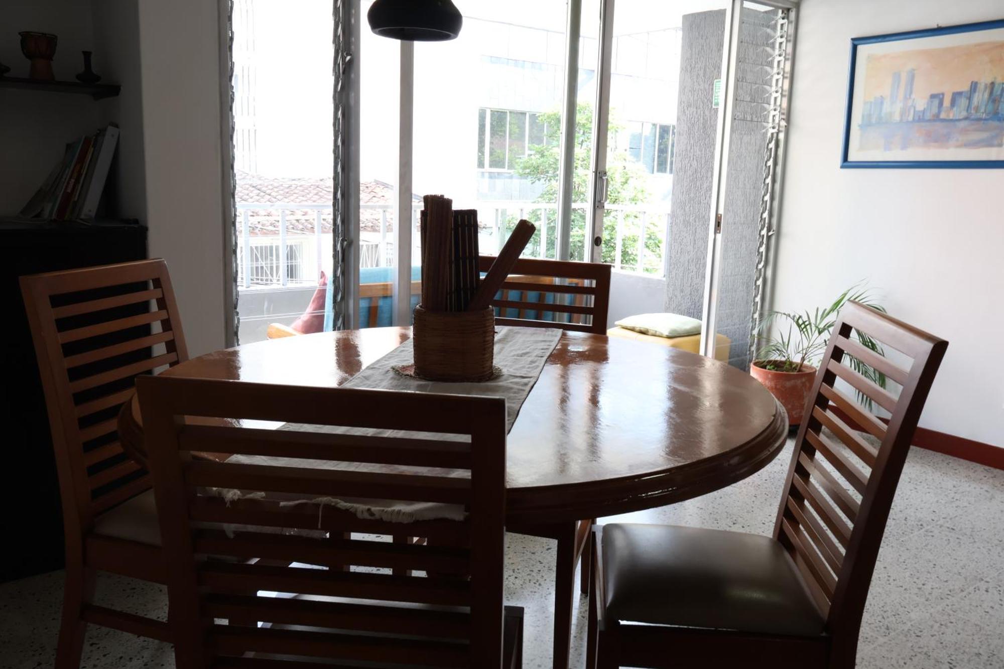 Living Poblado Manila 301 F Individual Homestay Medellin