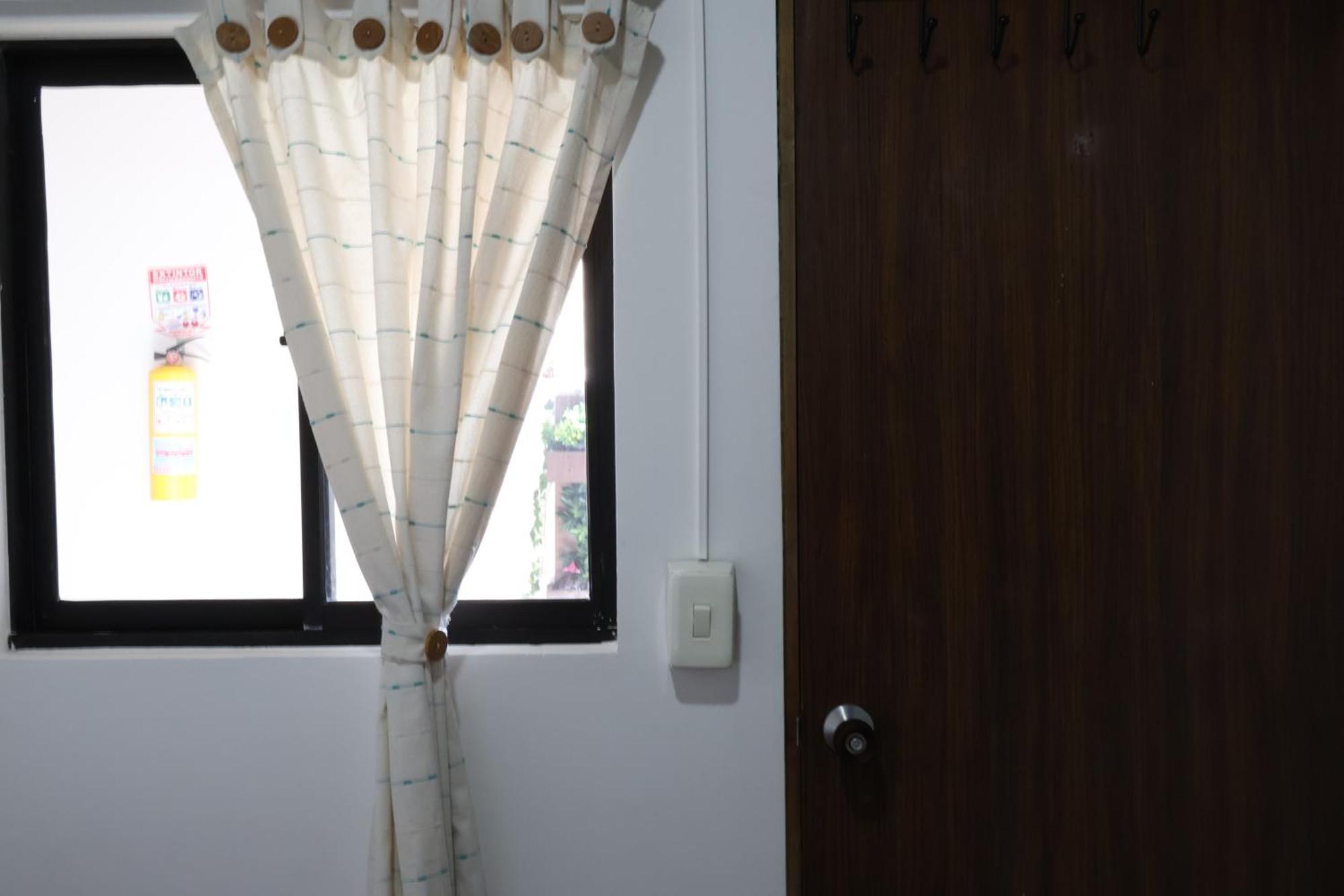 Homestay Living Poblado Manila 301 F Individual *